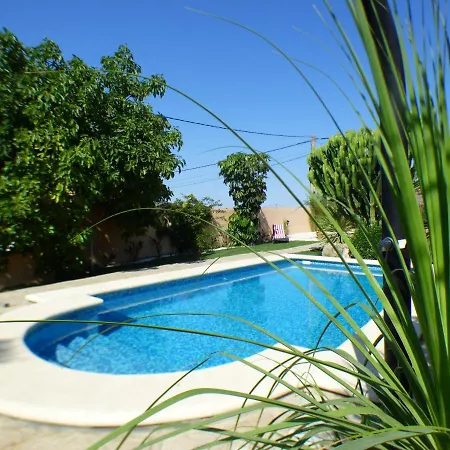 Rural House With Private Pool, New And Beautiful Garden בית נופש *