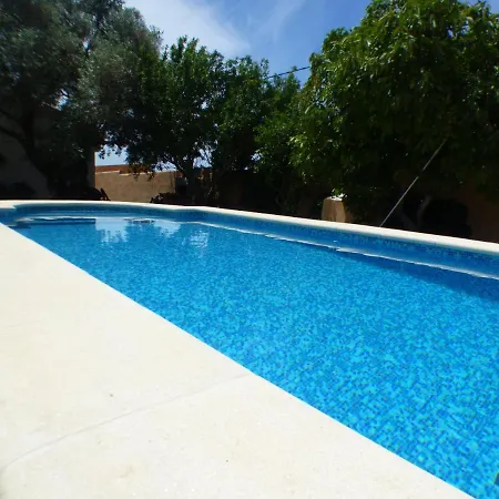 בית נופש Rural House With Private Pool, New And Beautiful Garden קוניל דה לה פרונטרה