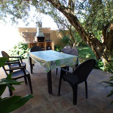 Rural House With Private Pool, New And Beautiful Garden