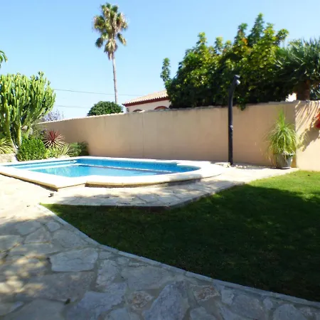 Rural House With Private Pool, New And Beautiful Garden קוניל דה לה פרונטרה